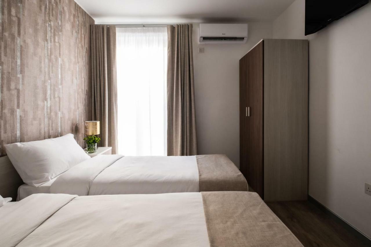 C'Est La Vie Guesthouse Марсаскала Екстер'єр фото